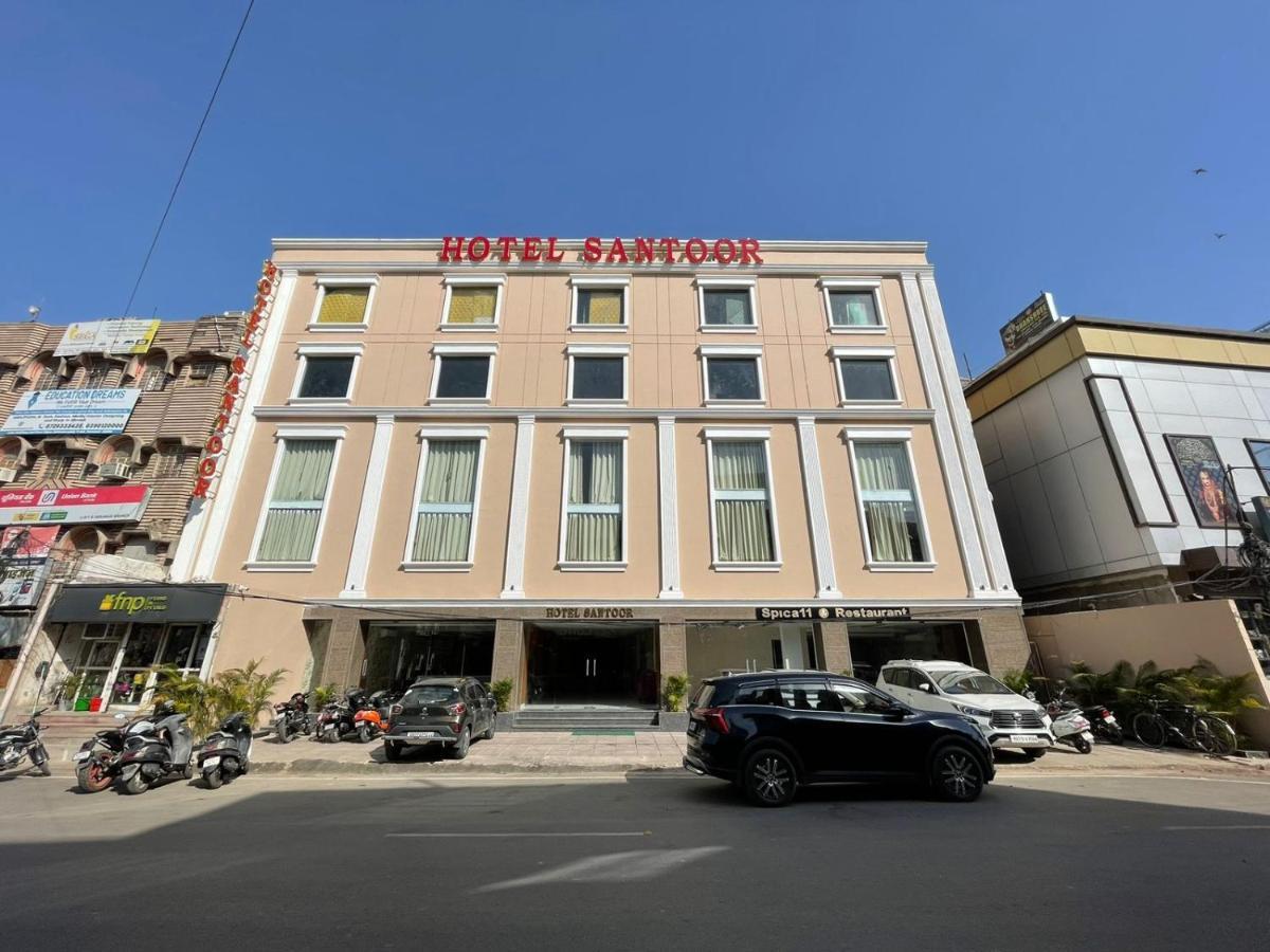 Hotel Santoor Varanasi Exterior foto