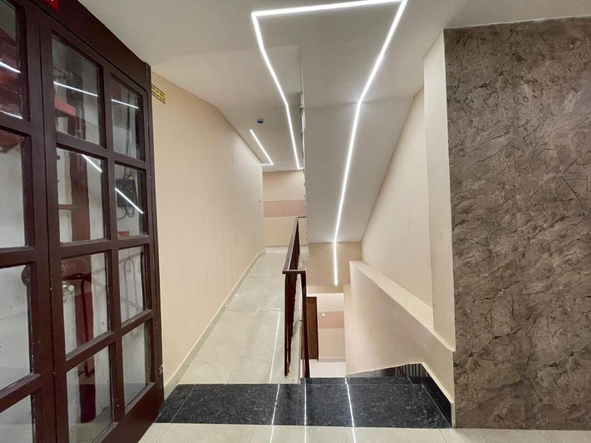 Hotel Santoor Varanasi Exterior foto